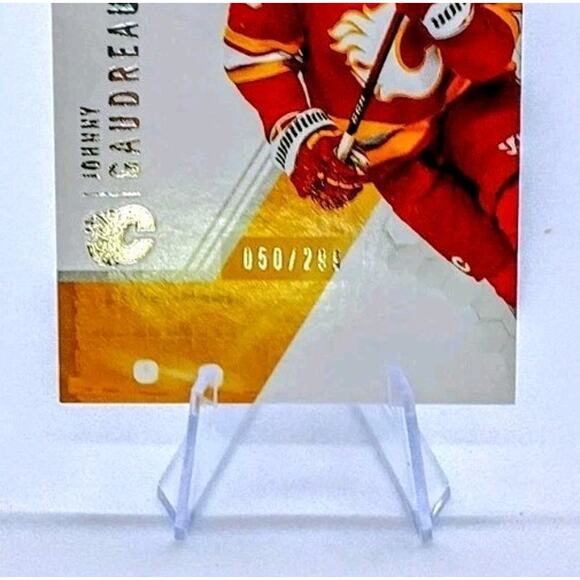 Johnny Gaudreau #14 Upper Deck 2021-22 SP 50/299 - Picture 4 of 6